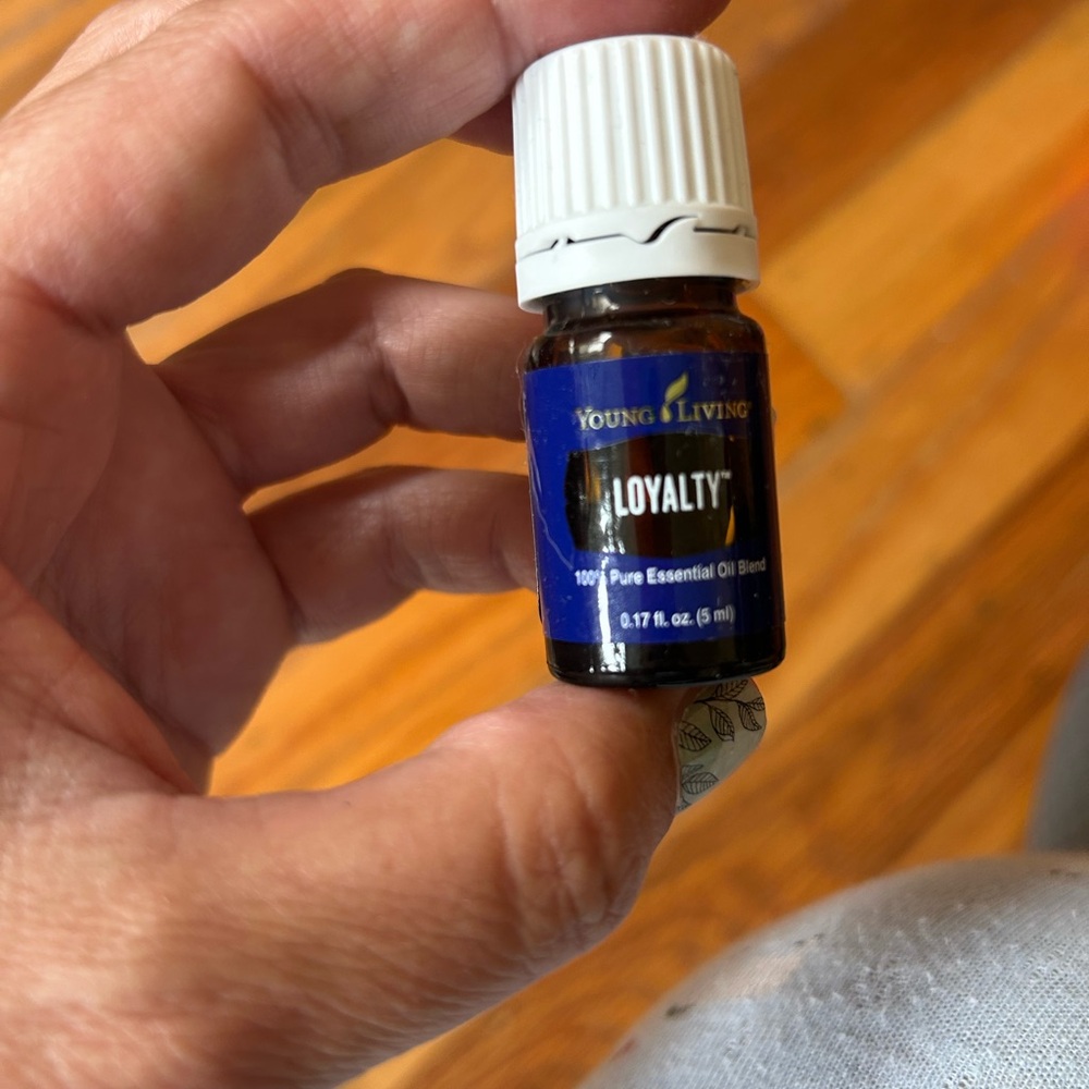 Young Living Loyalty Oil in Blue and White